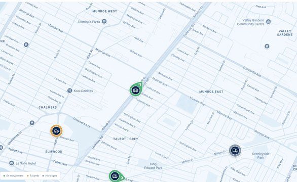 Live map with vehicles in motion